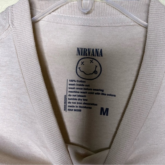 Nirvana Smiley Face Graphic T-Shirt Y2k Nwot Size M - Picture 6 of 7
